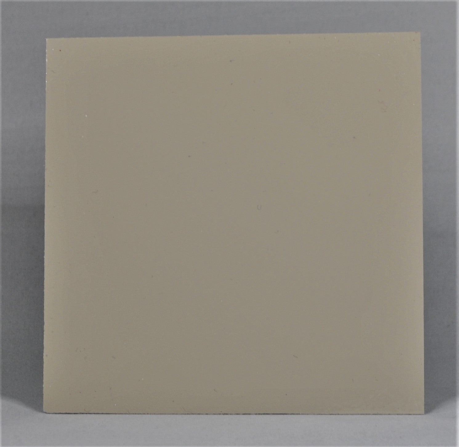 Smooth Champagne/Tan Fiberglass Siding